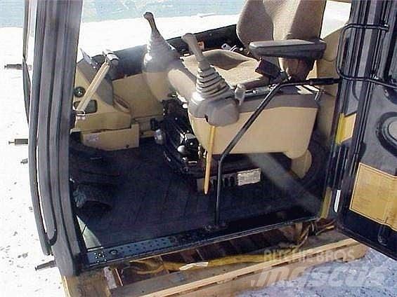 CAT  Cabine