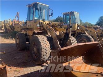 CAT 926E Chargeuse sur pneus