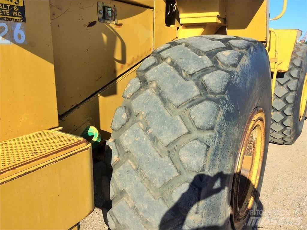CAT 950F Chargeuse sur pneus