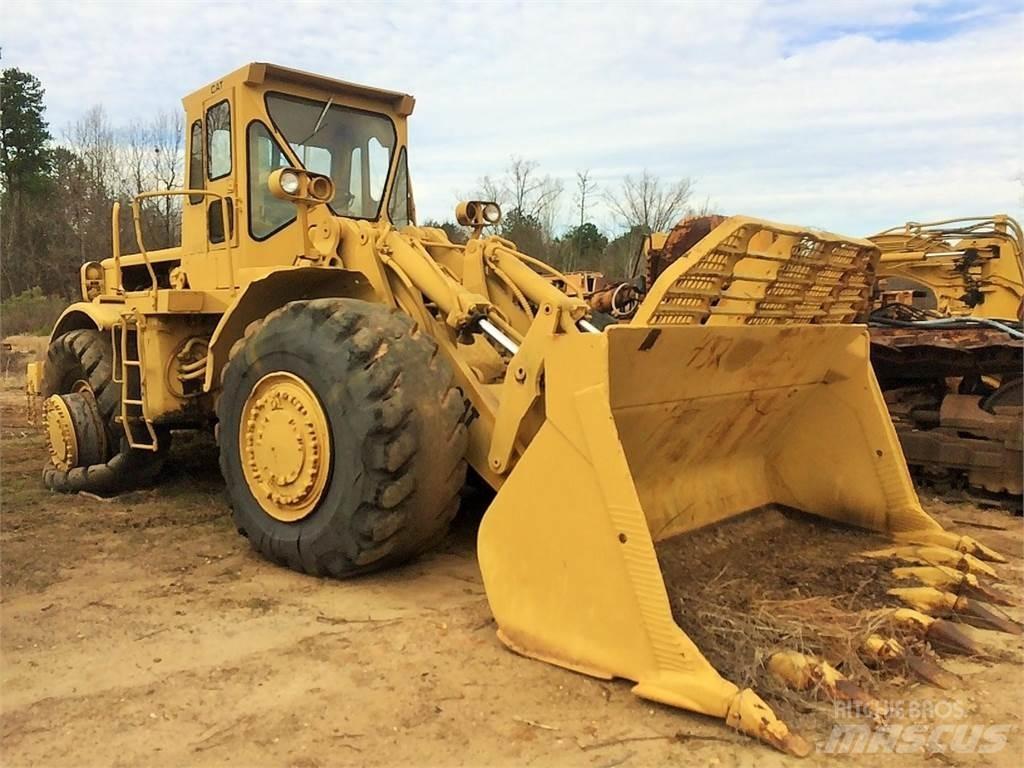 CAT 988 Chargeuse sur pneus