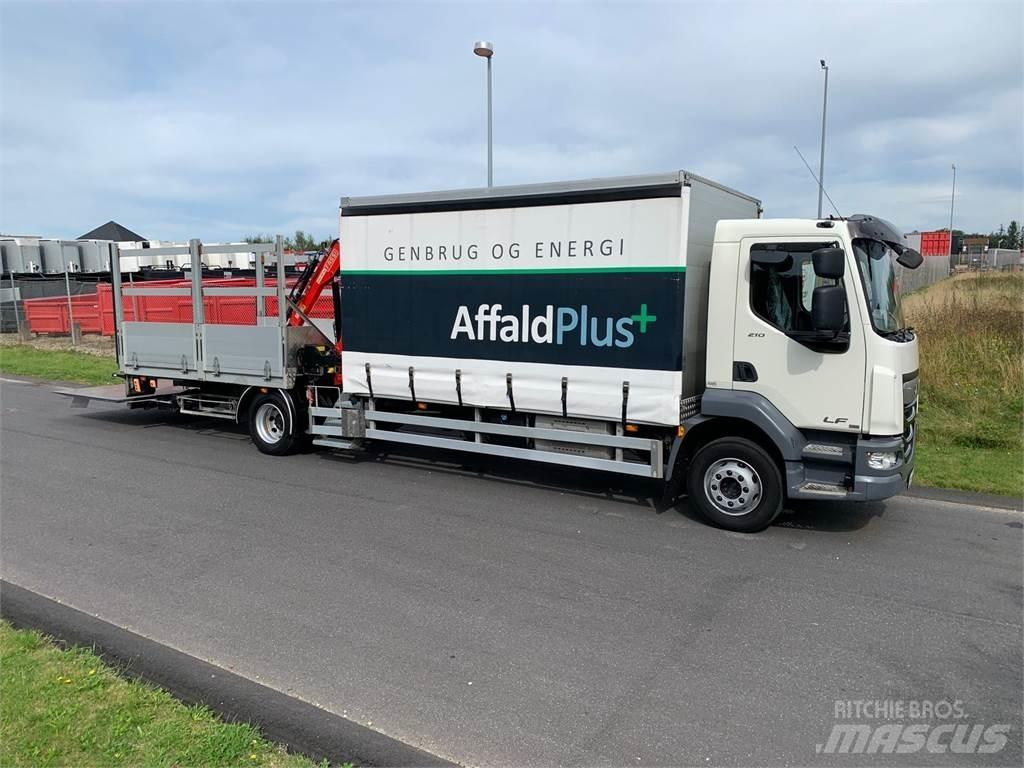 DAF LF210 4x2 FA Camion plateau ridelle avec grue