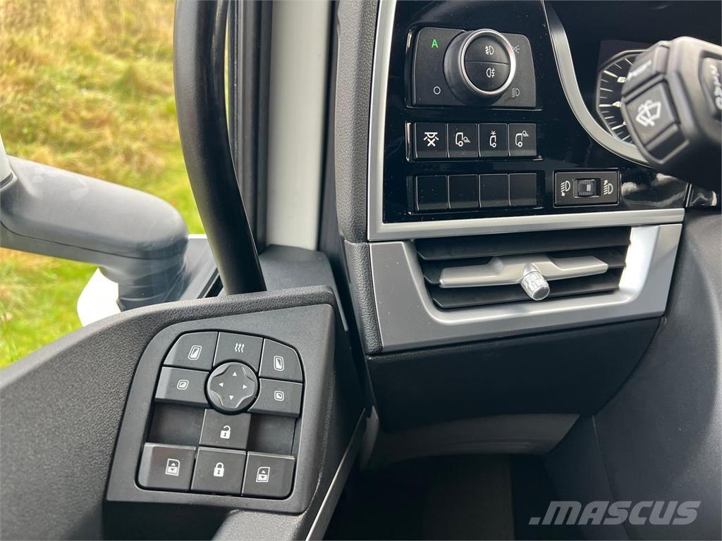 DAF XF530 FTS 6x2 Tracteur routier