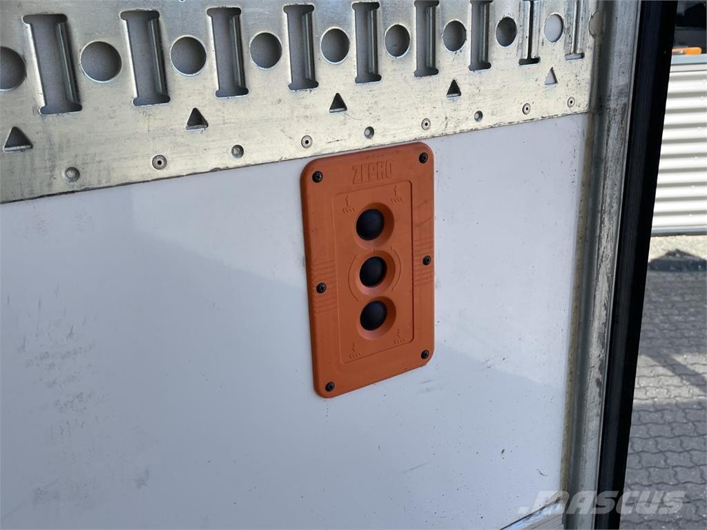 Renault D280 Premium Camion Fourgon