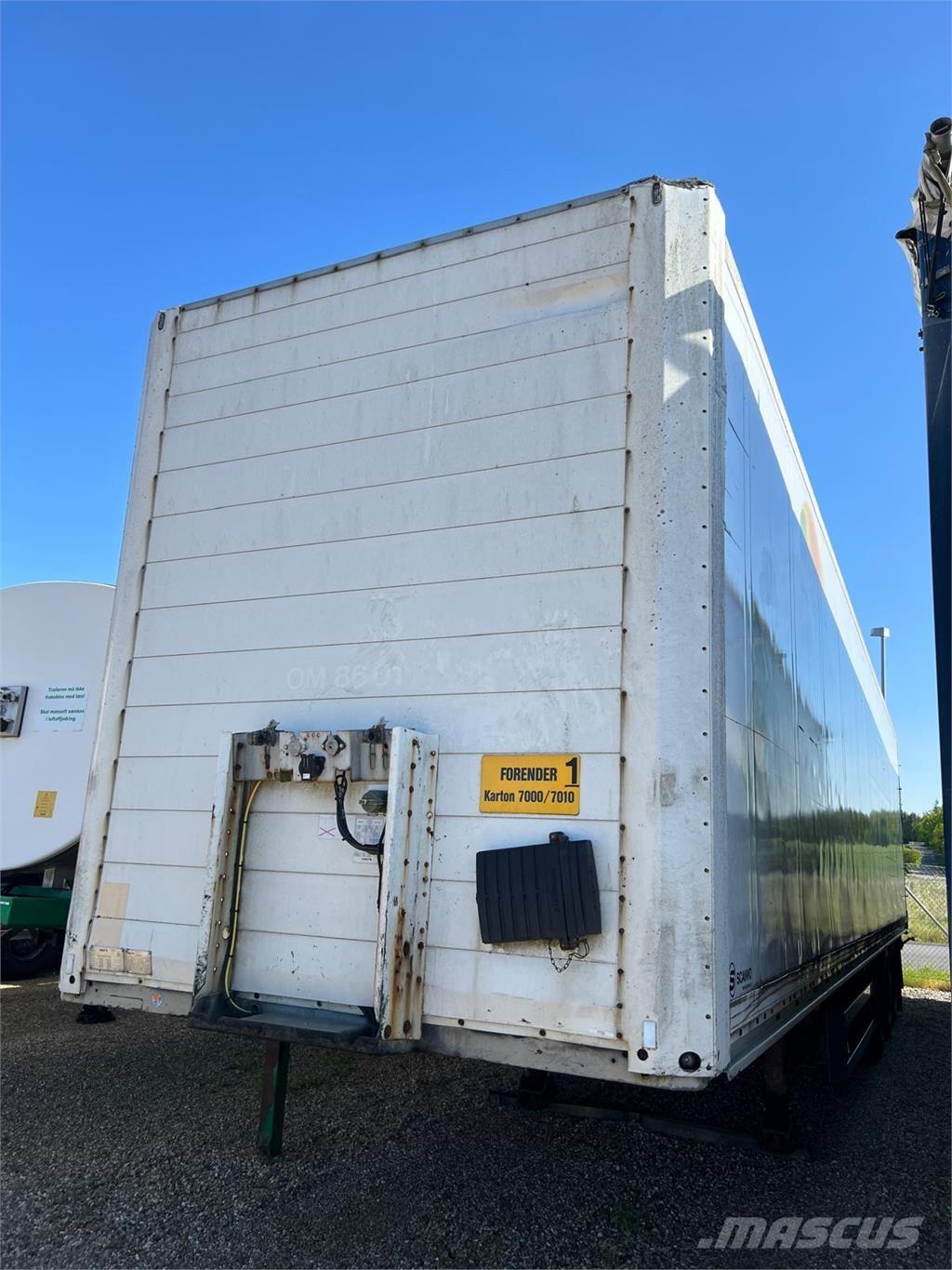 Schmitz 13,6 mtr boks Semi remorque fourgon