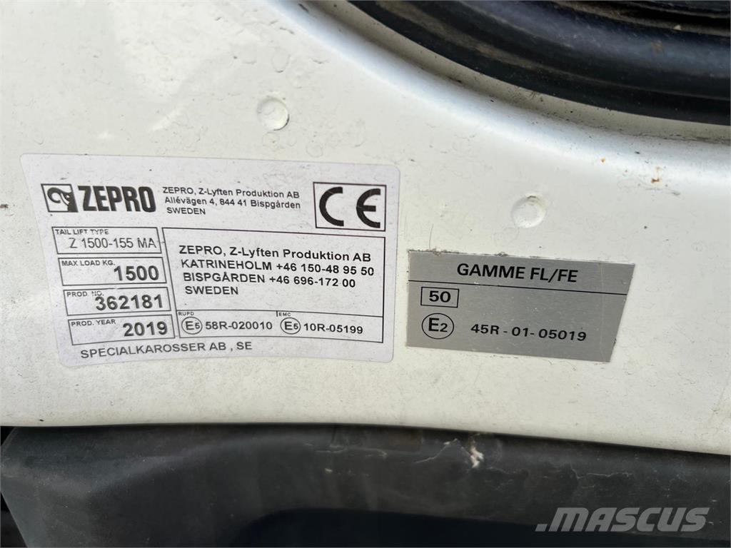 Volvo FL 250 16 ton Camion Fourgon