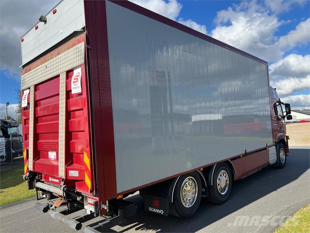 Volvo FM460 Camion Fourgon