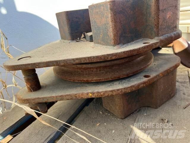 Johnson  Accessoires et pièces pour grue