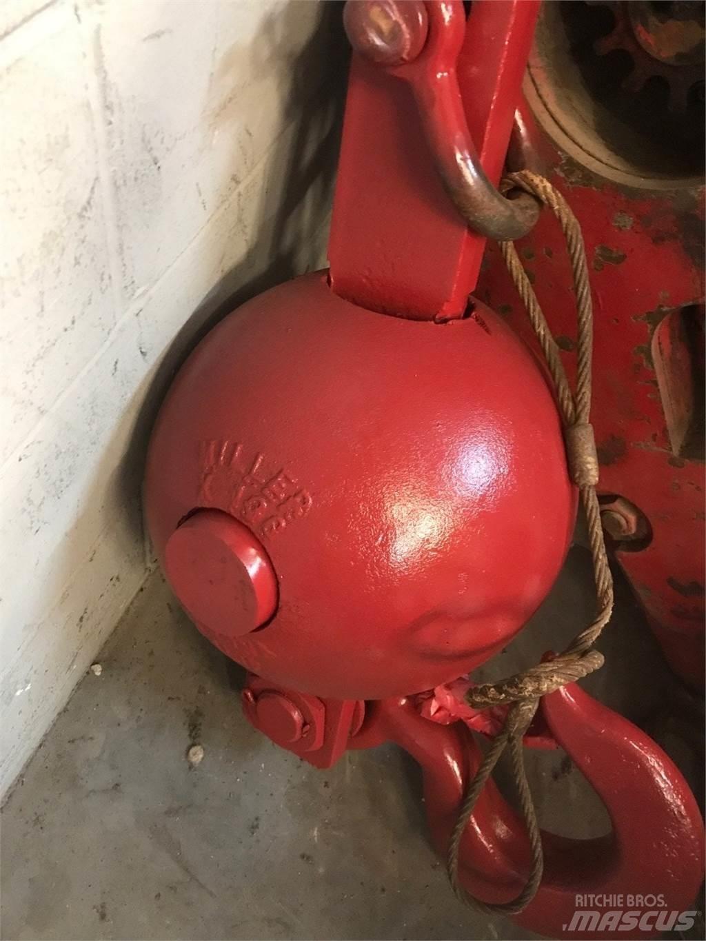 Miller  Accessoires et pièces pour grue