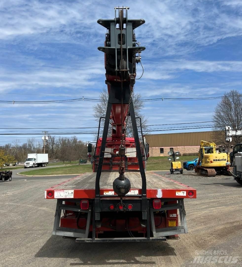 Terex BT5092 Camion plateau ridelle avec grue