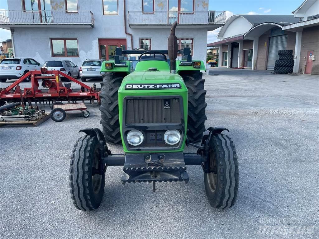 Deutz-Fahr D 45 07 Tracteur