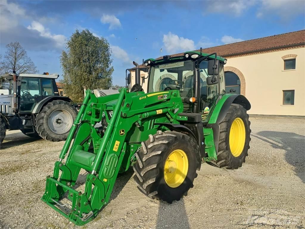John Deere 6110 R Tracteur