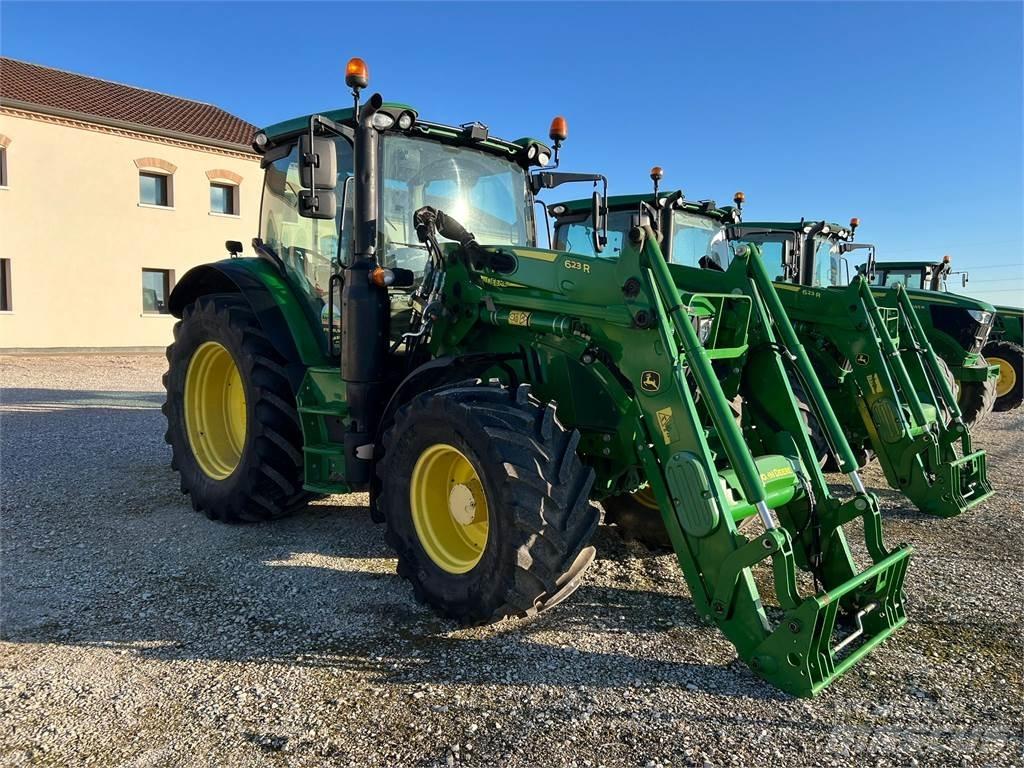 John Deere 6110 R Tracteur