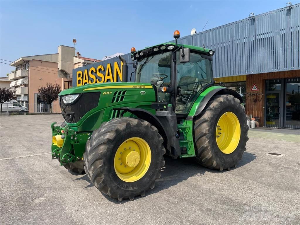 John Deere 6145 R Tracteur