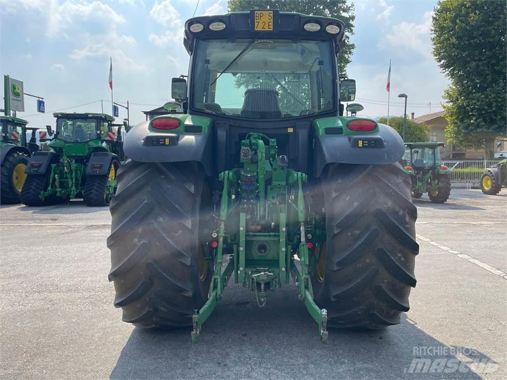 John Deere 6145 R Tracteur