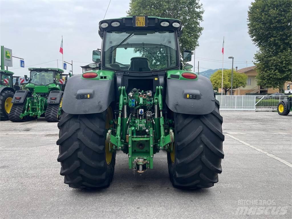 John Deere 6210 R Tracteur