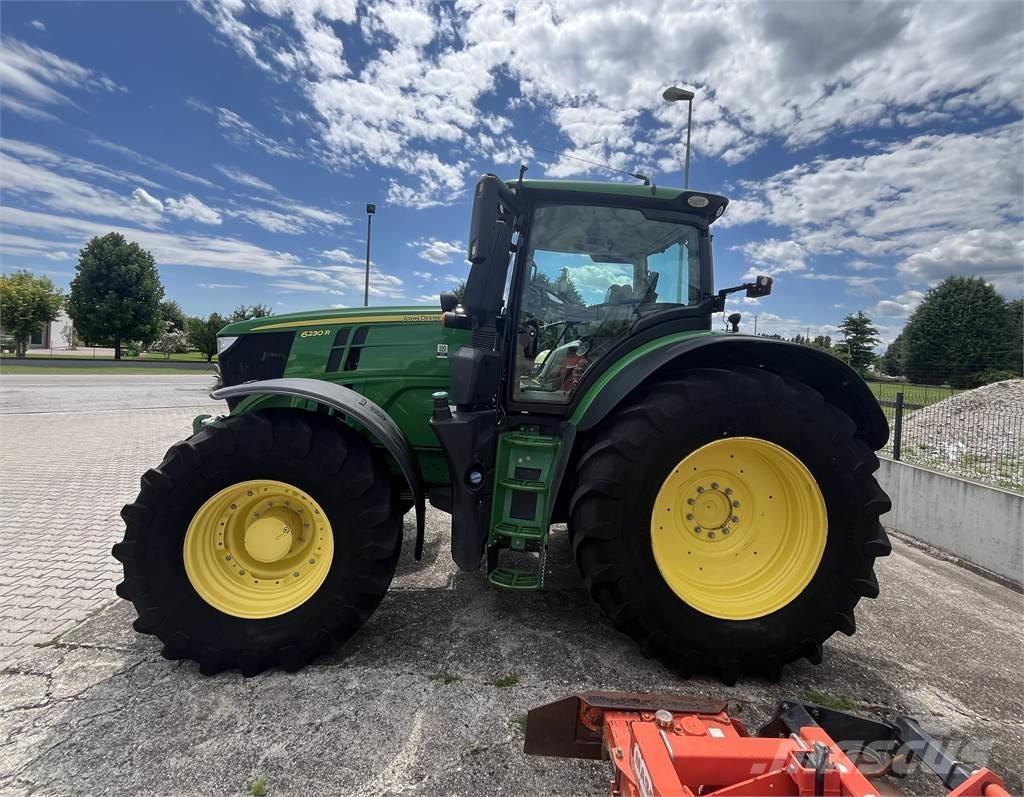 John Deere 6230 R Tracteur