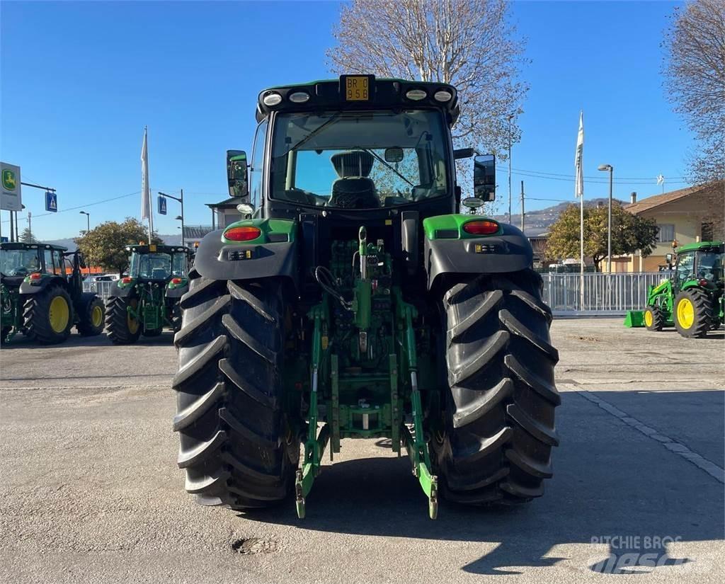John Deere 6250 R Tracteur
