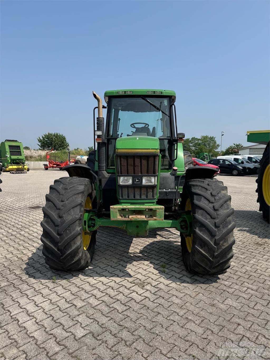 John Deere 7800 Tracteur