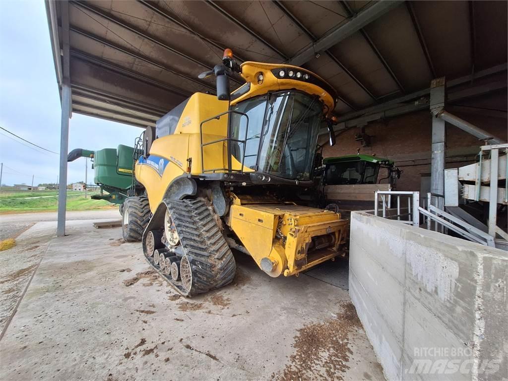 New Holland CR9.90 Moissonneuse batteuse