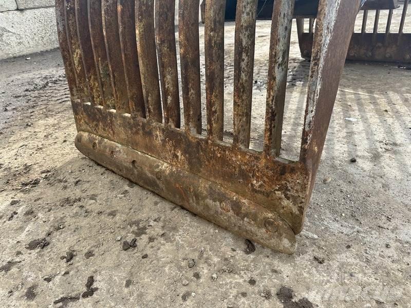 Arden Equipment S2001 Grappin
