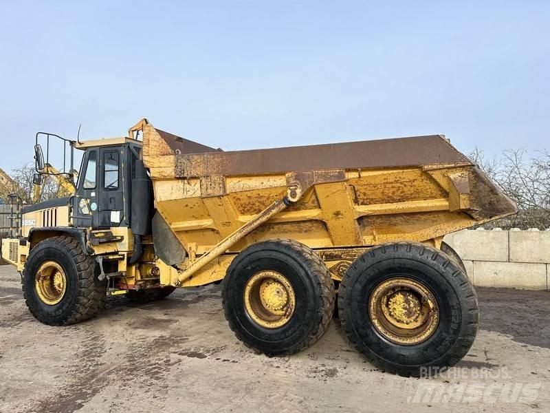 Bell B25C Tombereau articulé