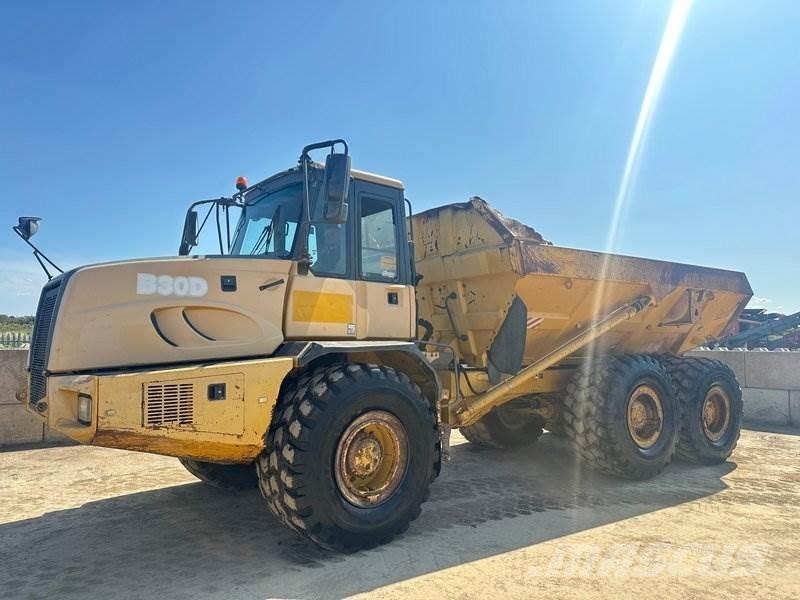Bell B30D Tombereau articulé