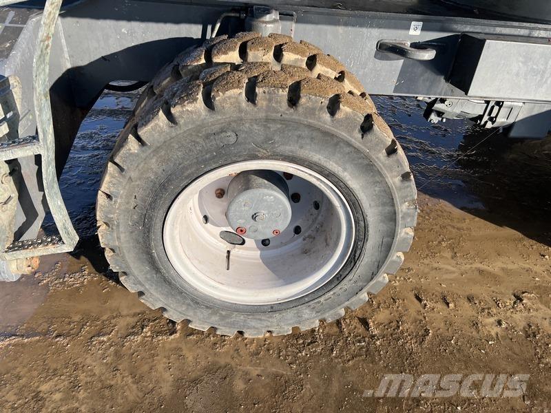 Fuchs MHL320 Manutention - Autres