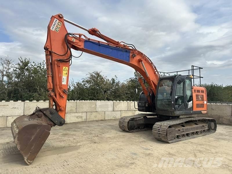 Hitachi ZX225USRLC-6 Pelle sur chenilles
