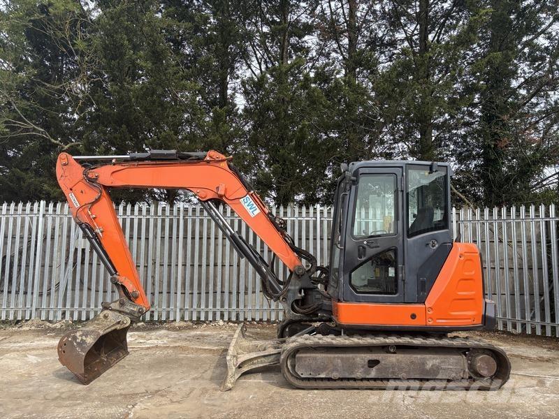 Hitachi ZX65 Mini pelle 7t-12t