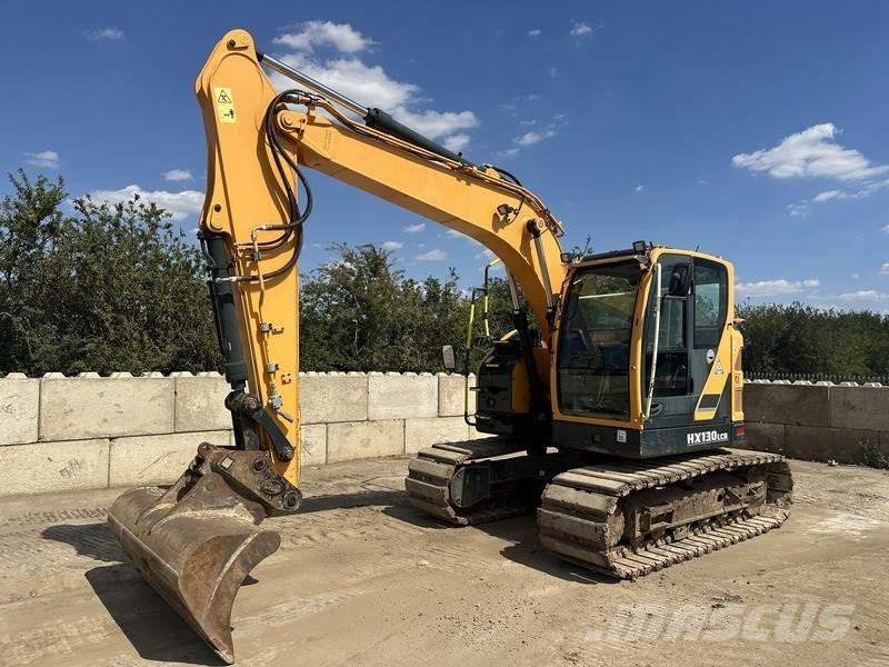 Hyundai HX130LCR Pelle sur chenilles