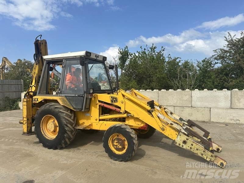 JCB 3CX Sitemaster Tractopelle