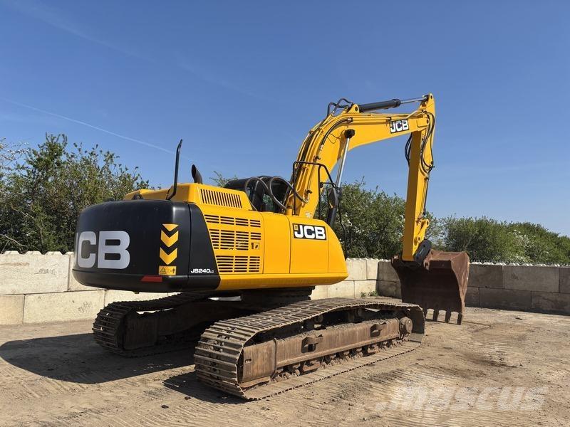 JCB JS240 LC Pelle sur chenilles