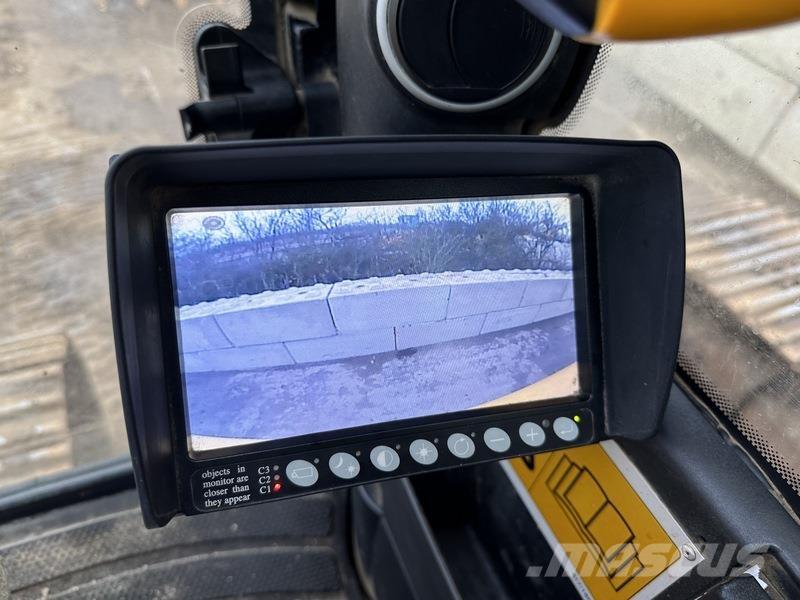 JCB JS370 LC T4 Pelle sur chenilles