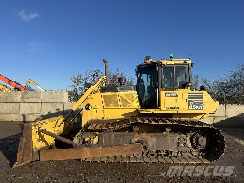 Komatsu D65 PXI Bouteurs sur chenilles