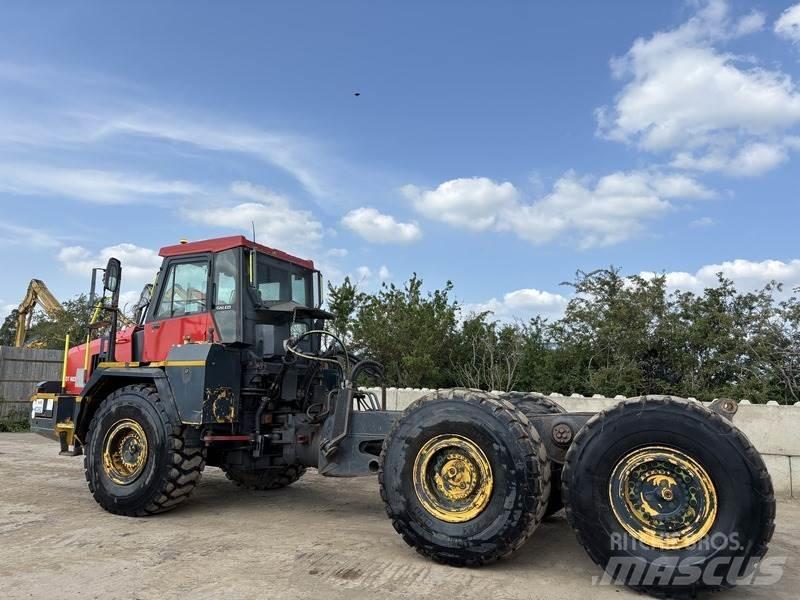 Komatsu HM300-1 Tombereau articulé