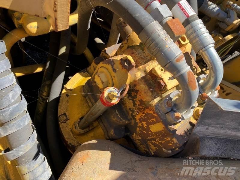 Komatsu PC450LC-8 Pelle sur chenilles