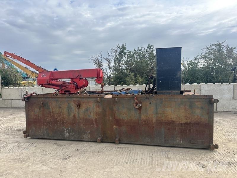 TMC Grove M977 Autre grue