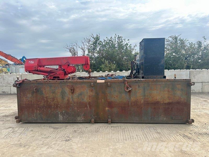 TMC Grove M977 Autre grue