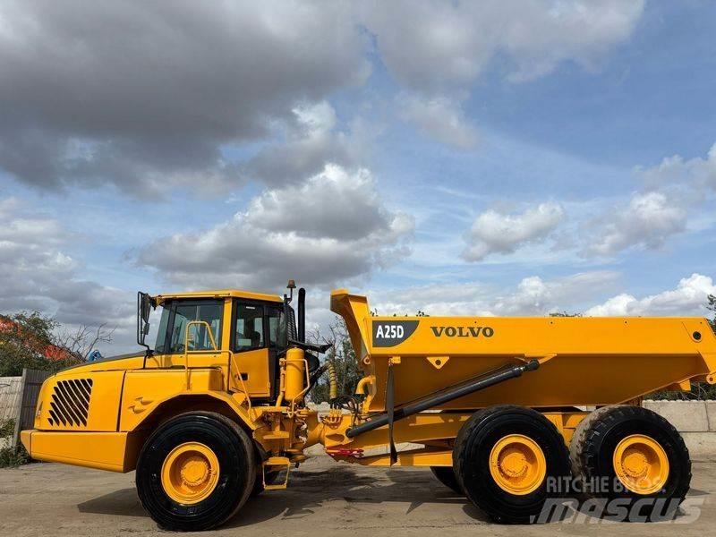 Volvo A25 Tombereau articulé