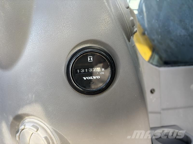 Volvo ECR235 DL Pelle sur chenilles