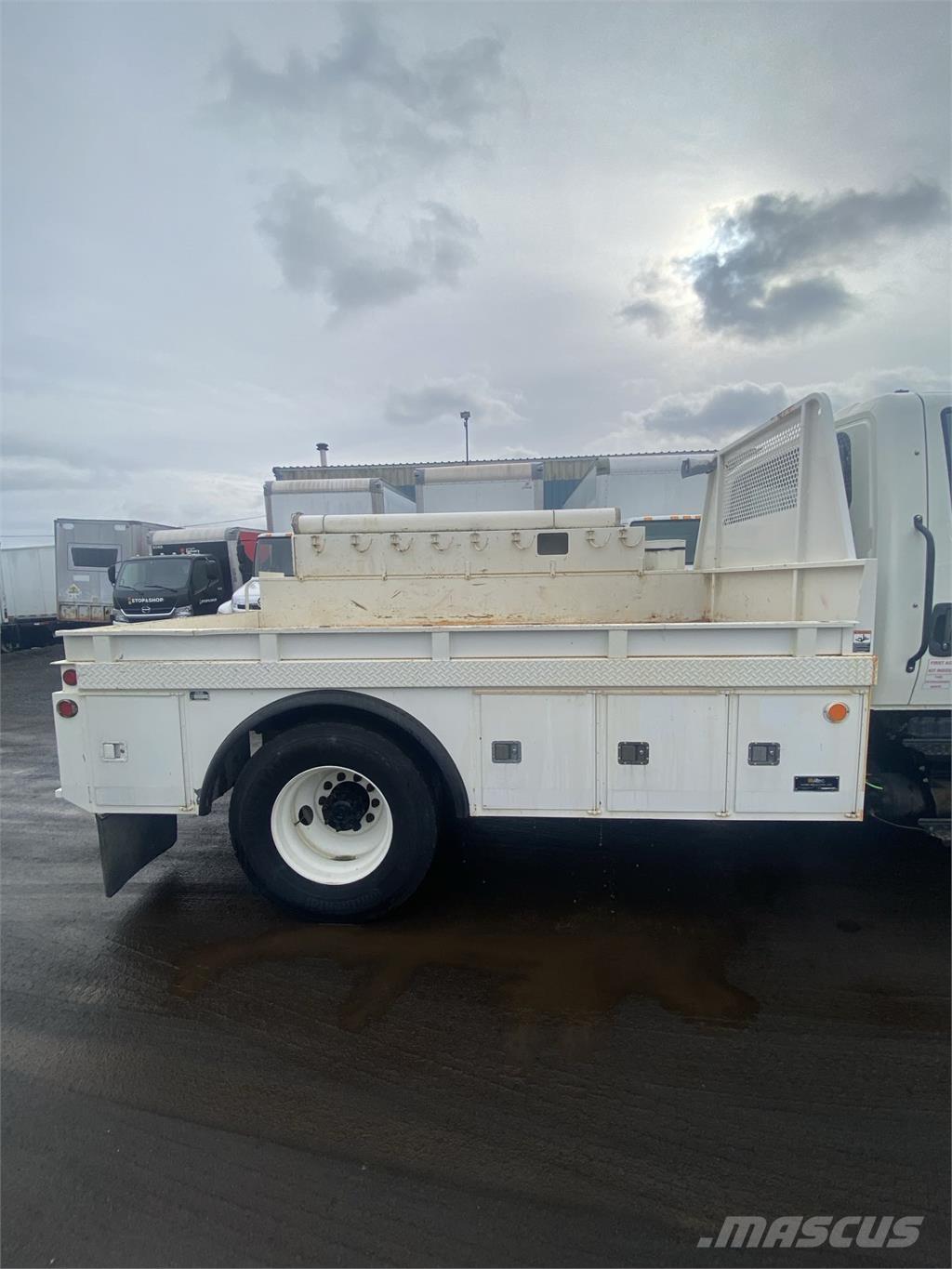  Adkins Service Body Autre camion