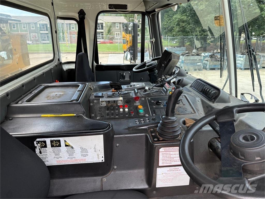  AUT XPEDITOR Autre camion