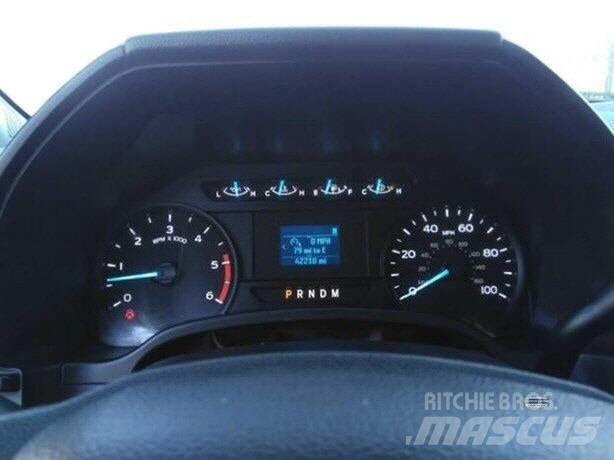 Ford F550 UTILITY BO Camion Fourgon