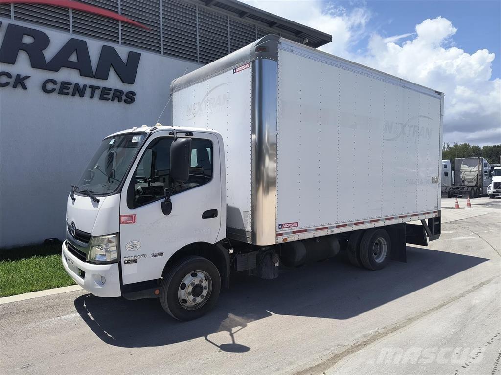 Hino 155 Camion Fourgon