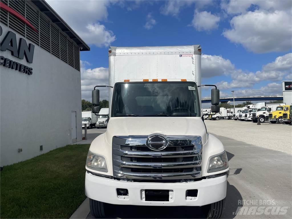 Hino 268 Camion Fourgon