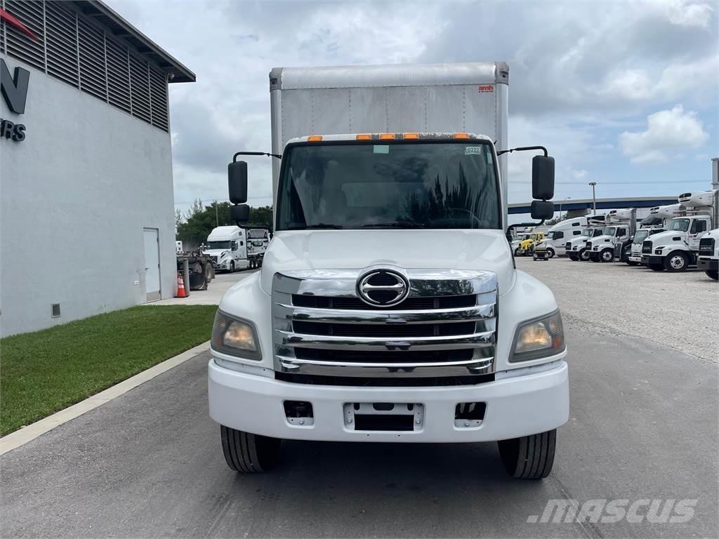 Hino 268 Camion Fourgon