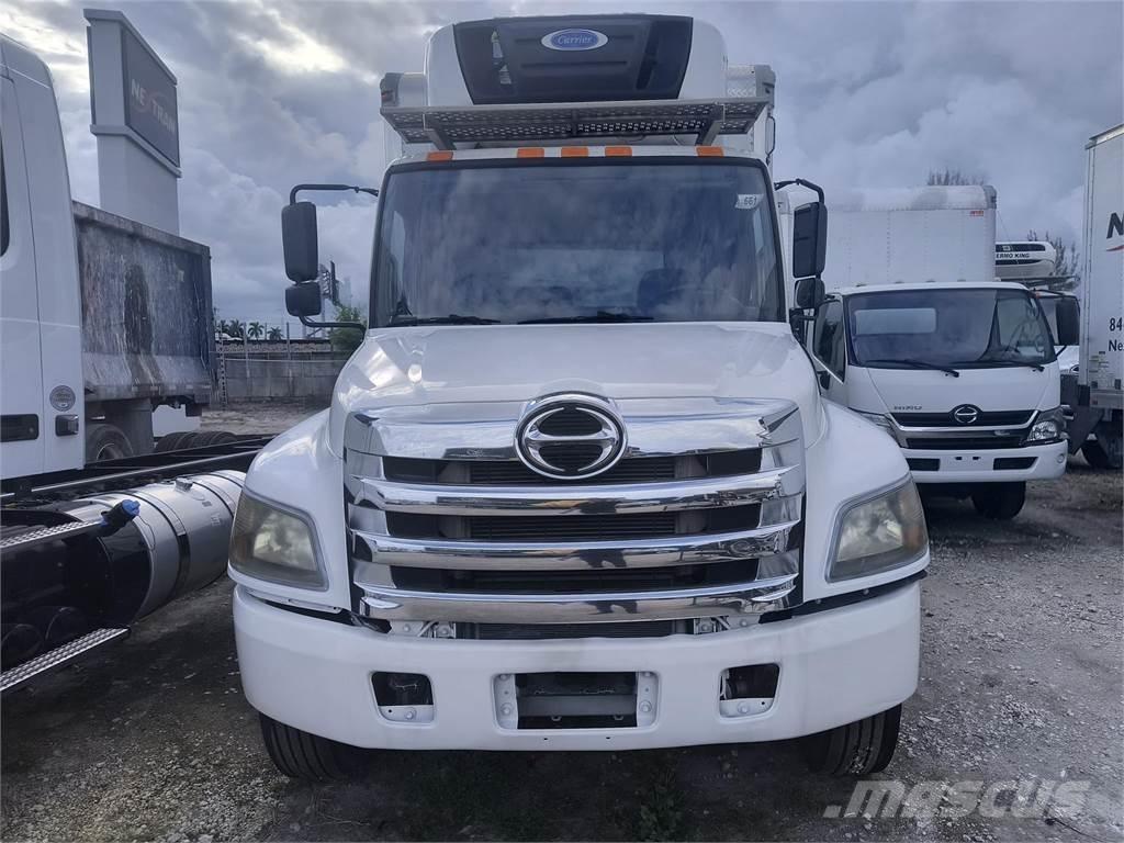 Hino 268 Camion Fourgon
