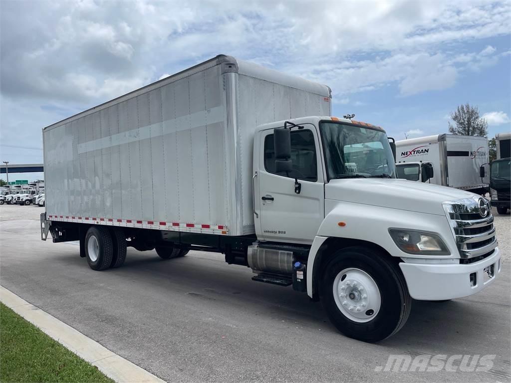 Hino 268 Camion Fourgon
