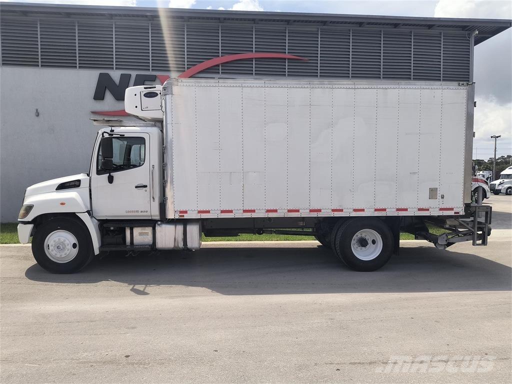 Hino 268 Camion Fourgon