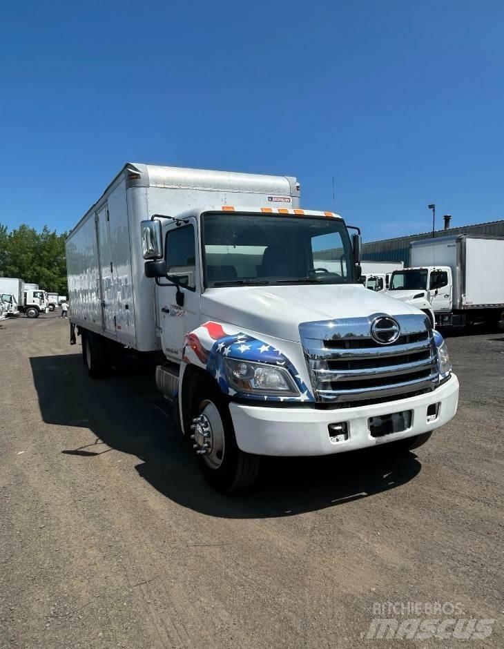 Hino 268 Camion Fourgon